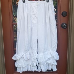 Magnolia Pearl white ruffle bloomers